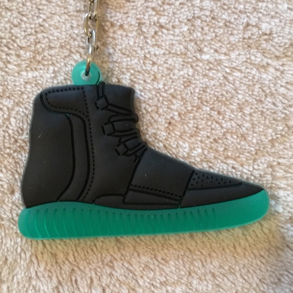 Yeezy 750 Boot Key Chain NWT - Picture 2 of 3